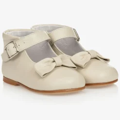 Childrens Classics Girls Ivory Leather Bow Shoes Clearance