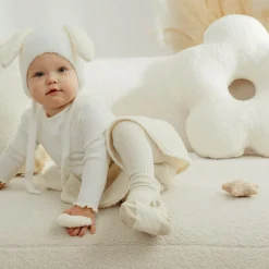 Jamiks Ivory Bouclé Flower Pillow (45cm) Outlet