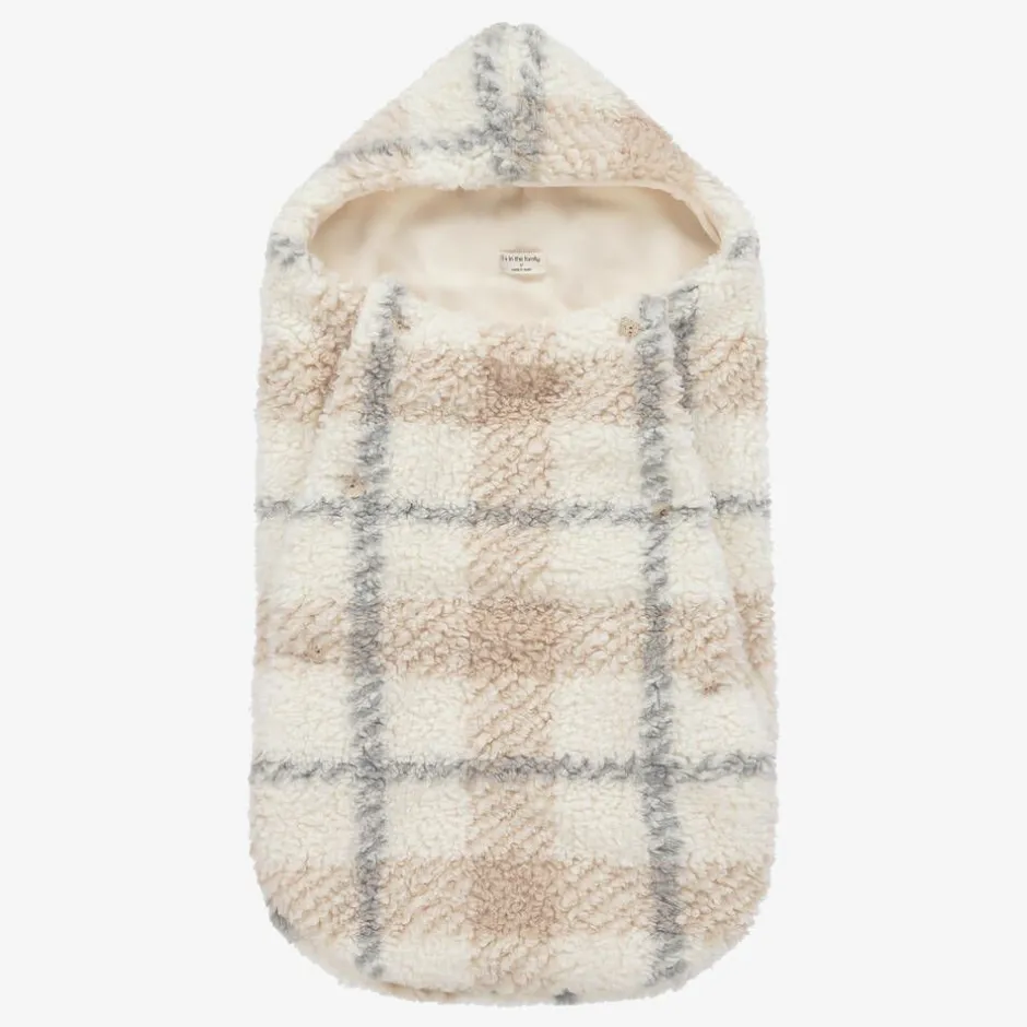 1 + in the family Ivory Check Sherpa Fleece Baby Nest (74cm)